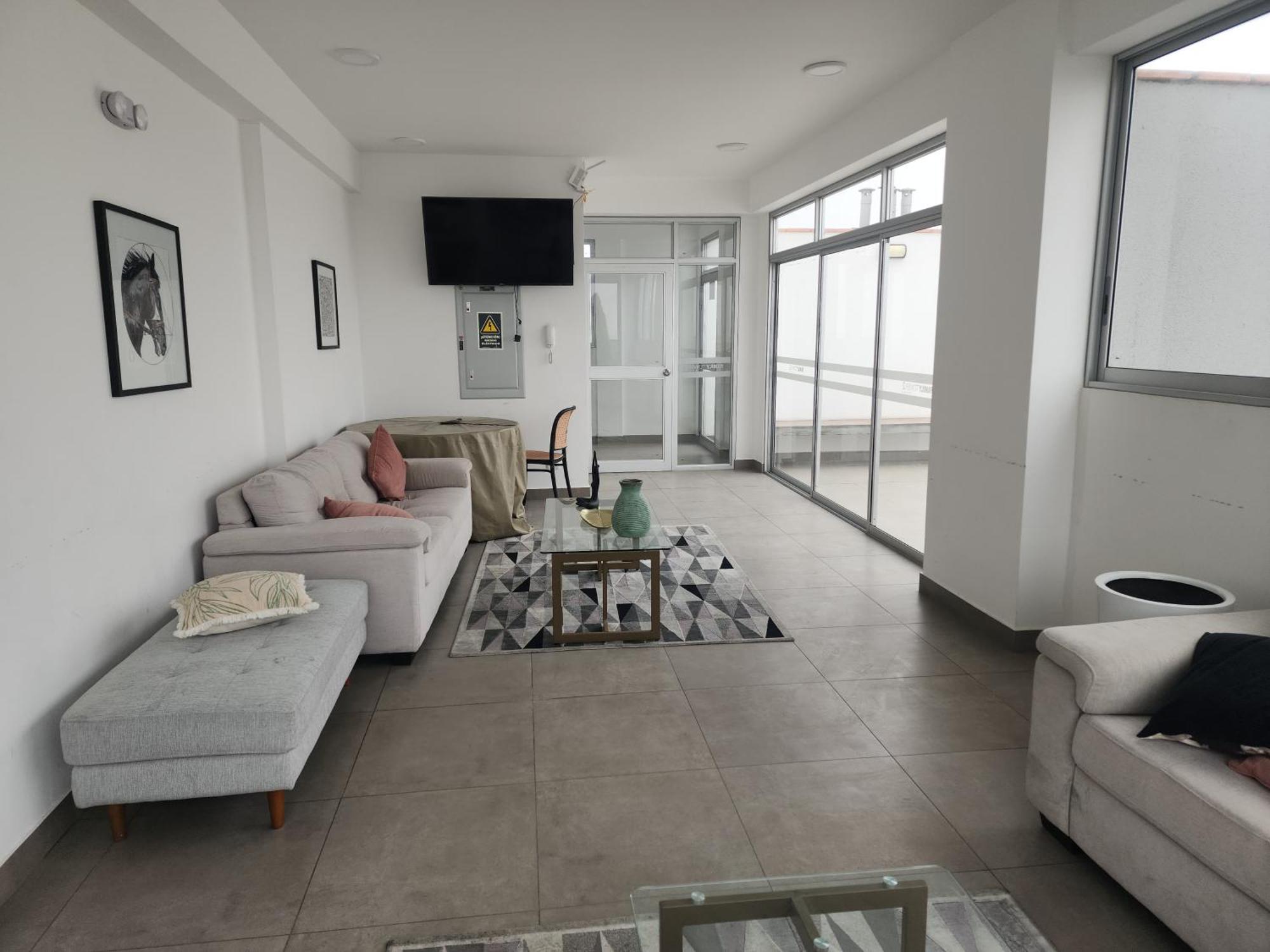 Piso 21 - Habitaciones En Departamento - Compartido Lima Exterior foto